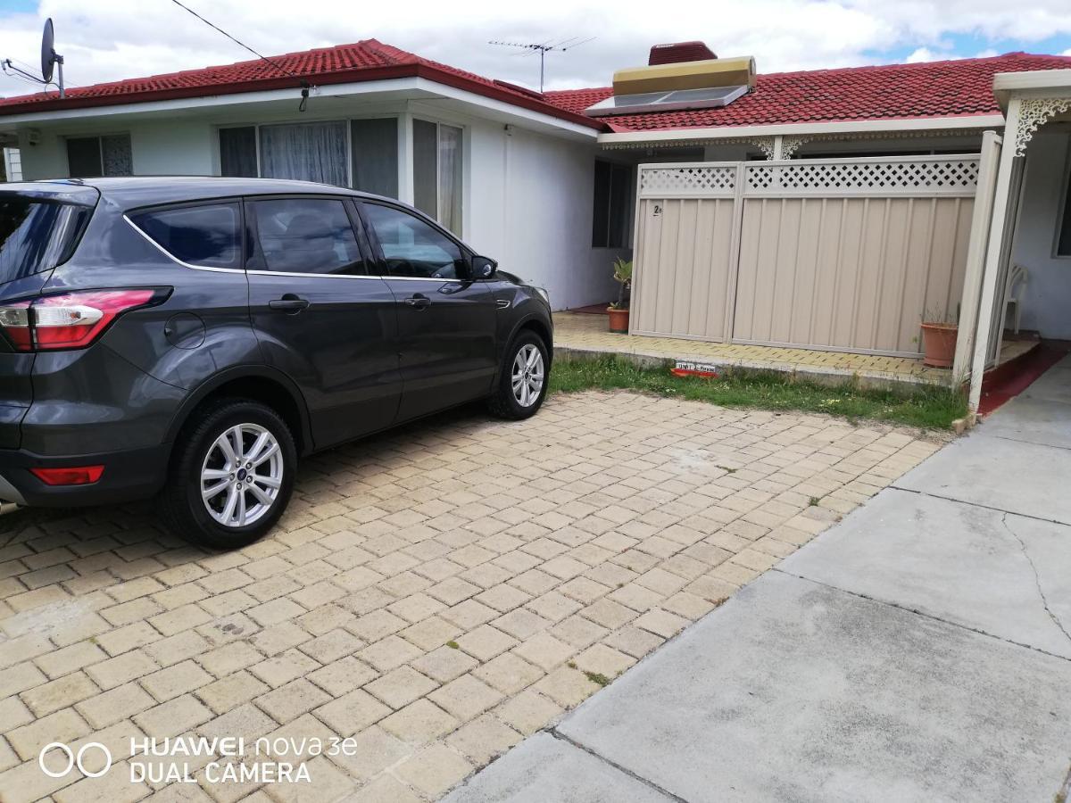 Cozy Inn Perth Exterior foto